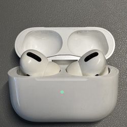 Apple Airpod Pro  (First Gen)