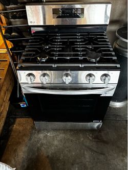 LG 5.8 cu ft Gas Range