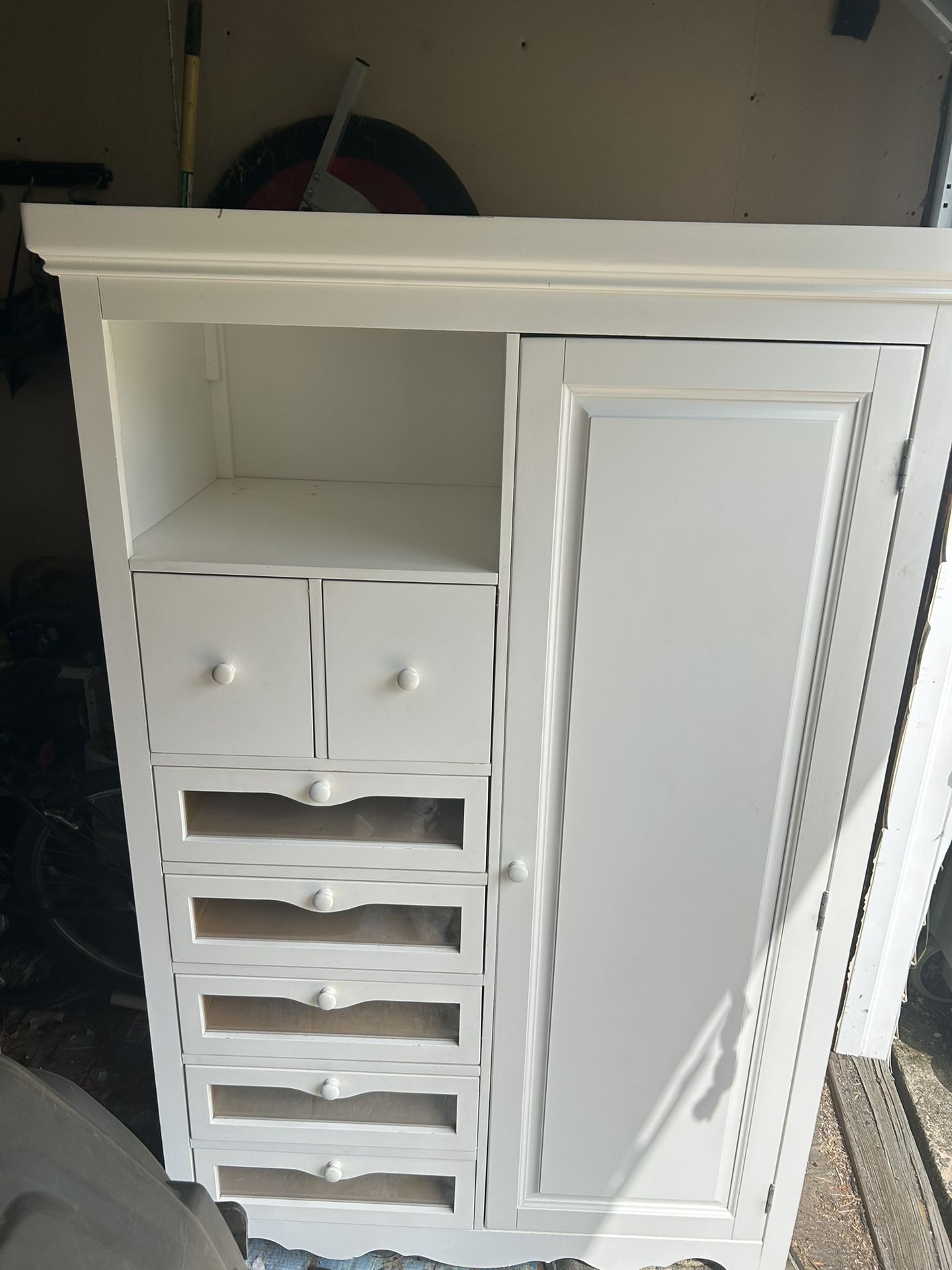 Armoire White