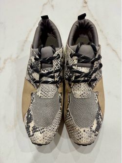 Women’sSteve Madden Cliff sneakers