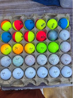 30pcs Mixed Srixon divided & Vice balls.. In good condition clean and ready to use