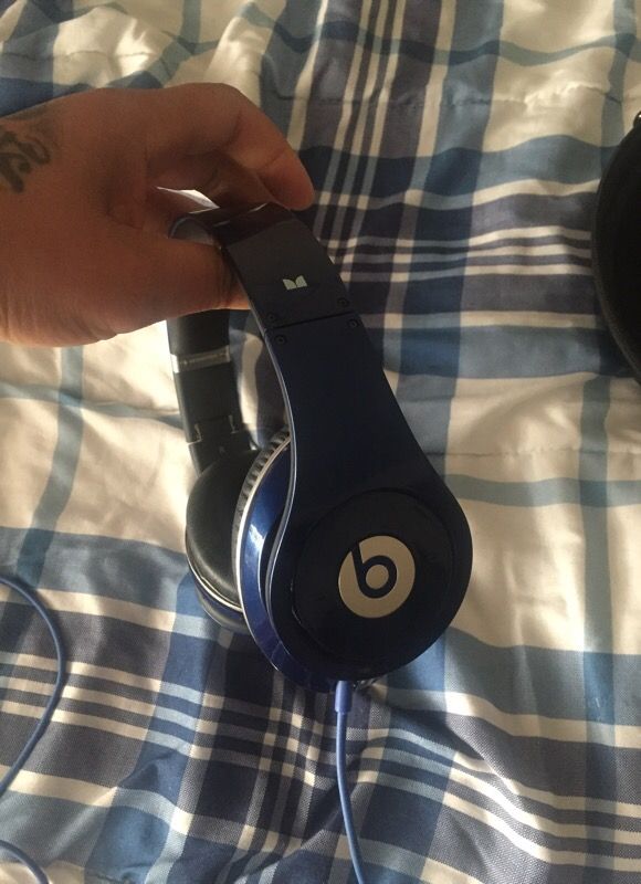 Beats headphones w/case $110