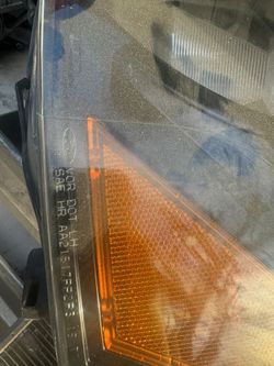 Luces Delanteras De Ford Transit 2017