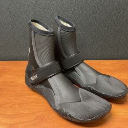 Brand New Men’s Japanese Surf Boots 3.5mm, size 10 or 10.5