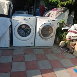 Kenmore Washer and Gas Dryer Sets 