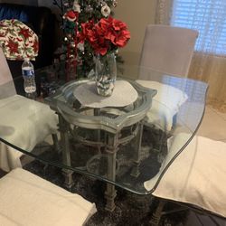 Dining Table and 4 Chairs