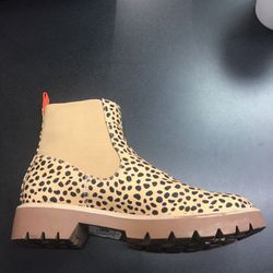 Womens Multicolored Pattern Boot