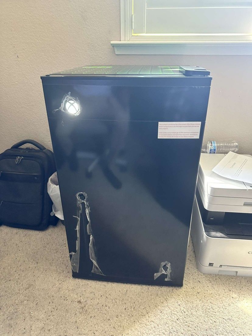 Xbox One Mini Fridge