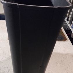 Trash 🗑️ Can 