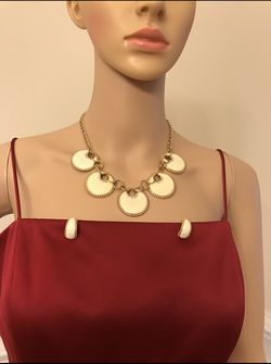 Great quality necklace earrings set with adjustable ring