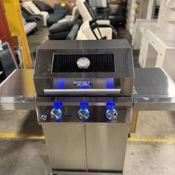 Monument Grills Larger 3-Burner Propane Gas Grills barbeque Stainless Steel, Outdoor Use $260