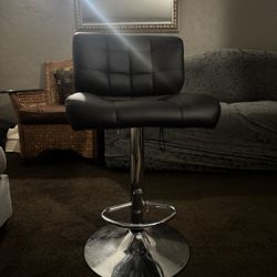 Black Cushioned Chair