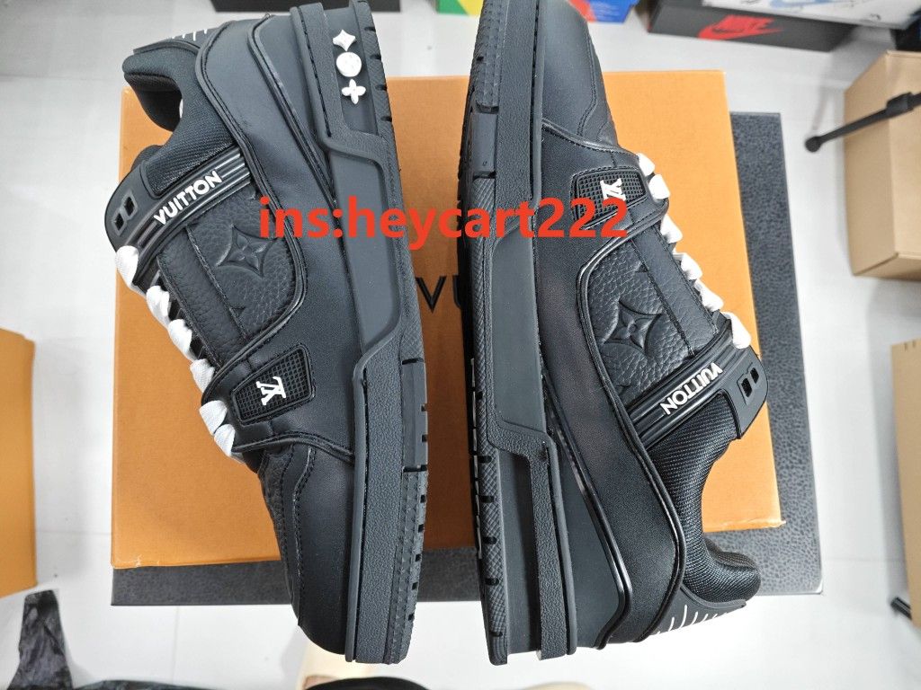 Louis Vuitton Trainer Black Embossed Monogram