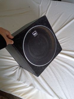 10 Sub Speaker Like New