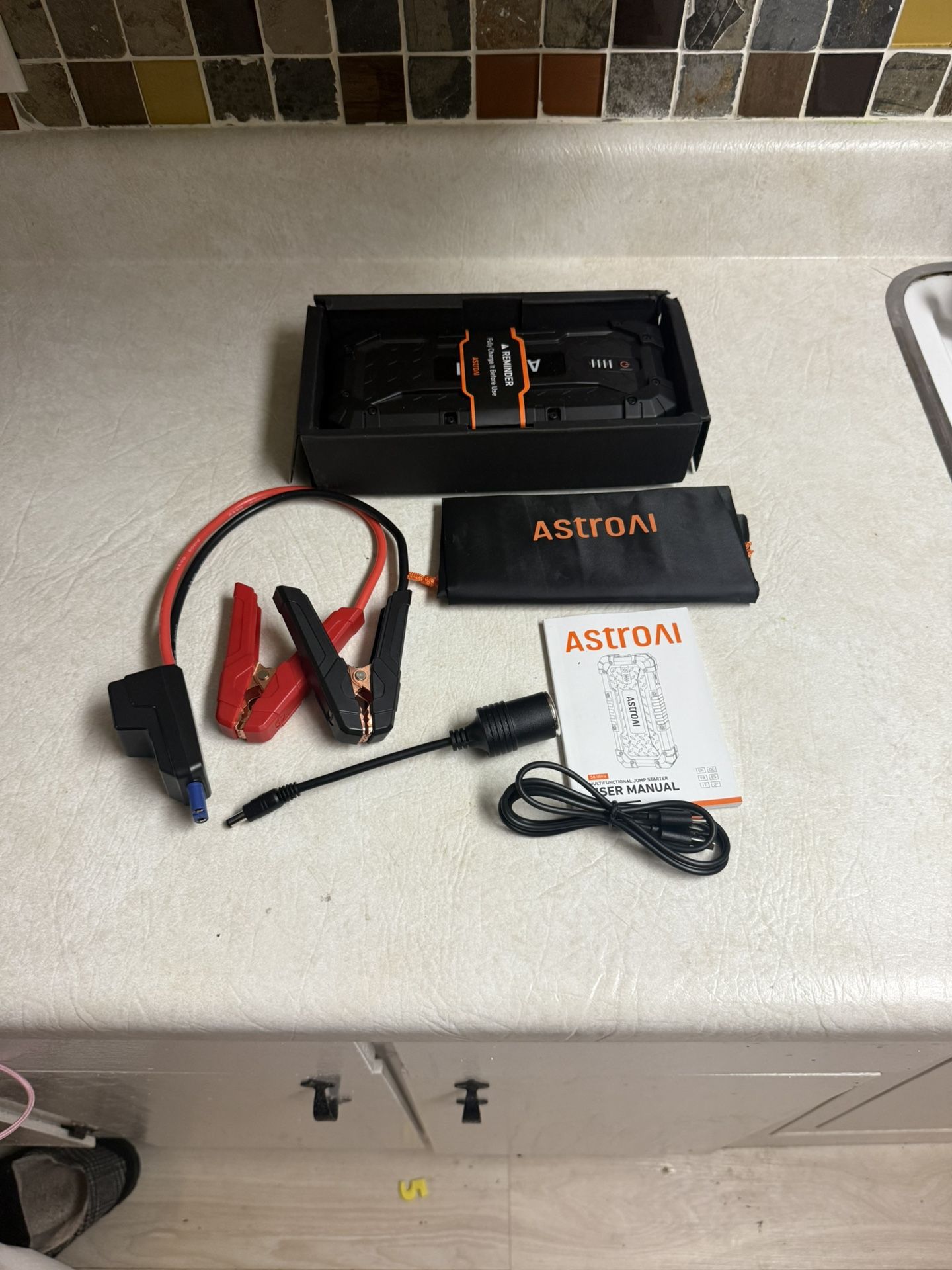Portable Wireless Jump Starter