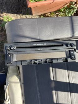 Vintage 1998 Porsche Boxster Stereo Unit 