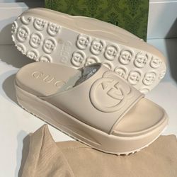 Gucci Men Slides Men Size 8 9 