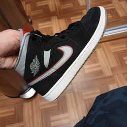 Jordan RETRO 1