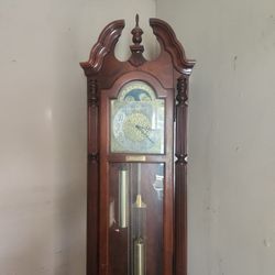 2003 Chester Cowart Christmas Grandfather Clock