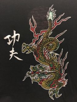Dragon shirt by Screen stars XL
