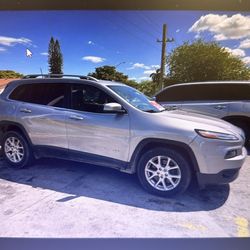 2018 Jeep Cherokee Lattitude