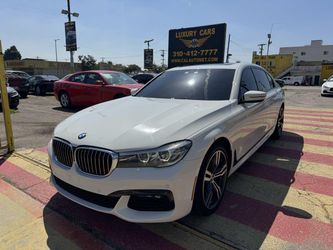 2017 BMW 740i