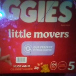 Diapers Huggies Lil Movers Size5