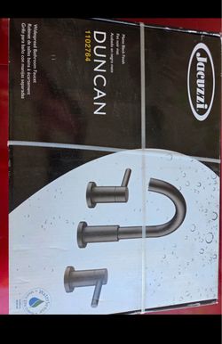 Jacuzzi Duncan Widespread Bathroom Faucet Matte Black