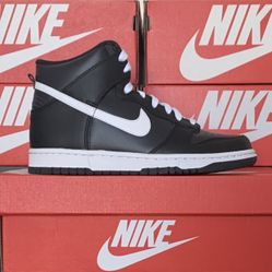 Nike Dunk High  Anthracite White Size 6Y / 7.5W 