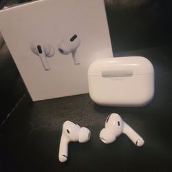 airpods proo  noise cancel 