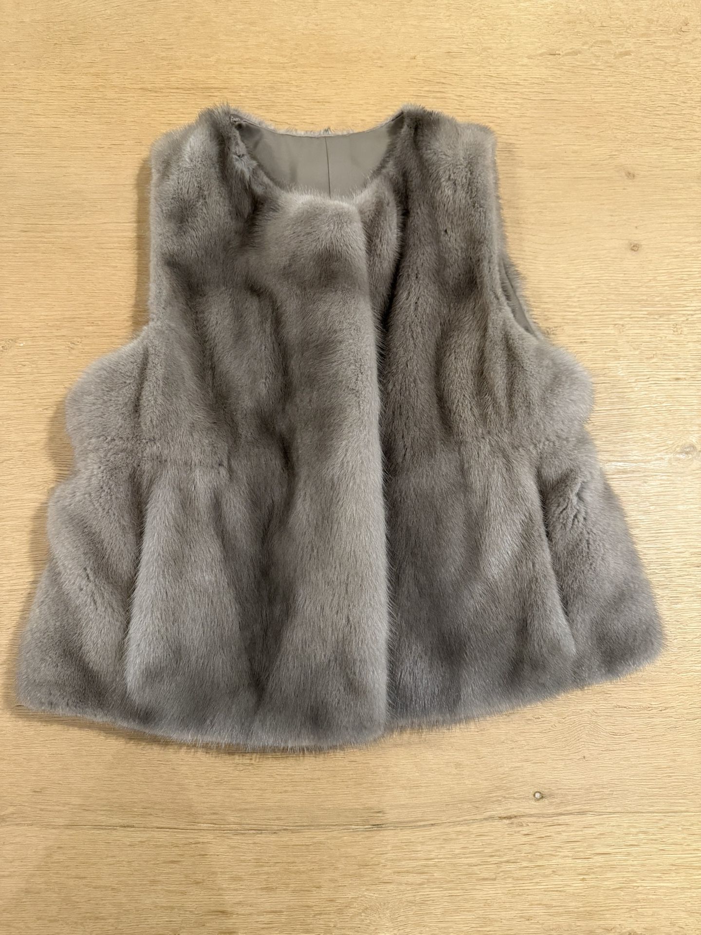 Real Mink Fur Jacket/Vest For Woman 38M Light Gray