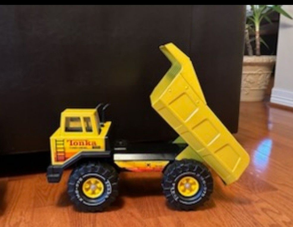 Tonka Truck Set