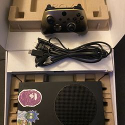 Xbox Series S, 1TB, (No Disk)