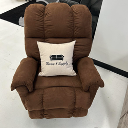 *NEW* Chocolate Brown Recliner – Made in the USA! 🛋️🚛 FREE Curbside Delivery