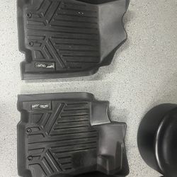 SMARTLINER Custom Floor Mats 1st Row Liner Set Black Compatible with 2013-2020 Nissan Pathfinder / 2013 Infiniti JX35 / 2014-2020 QX60