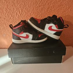 Nike shoes 6c