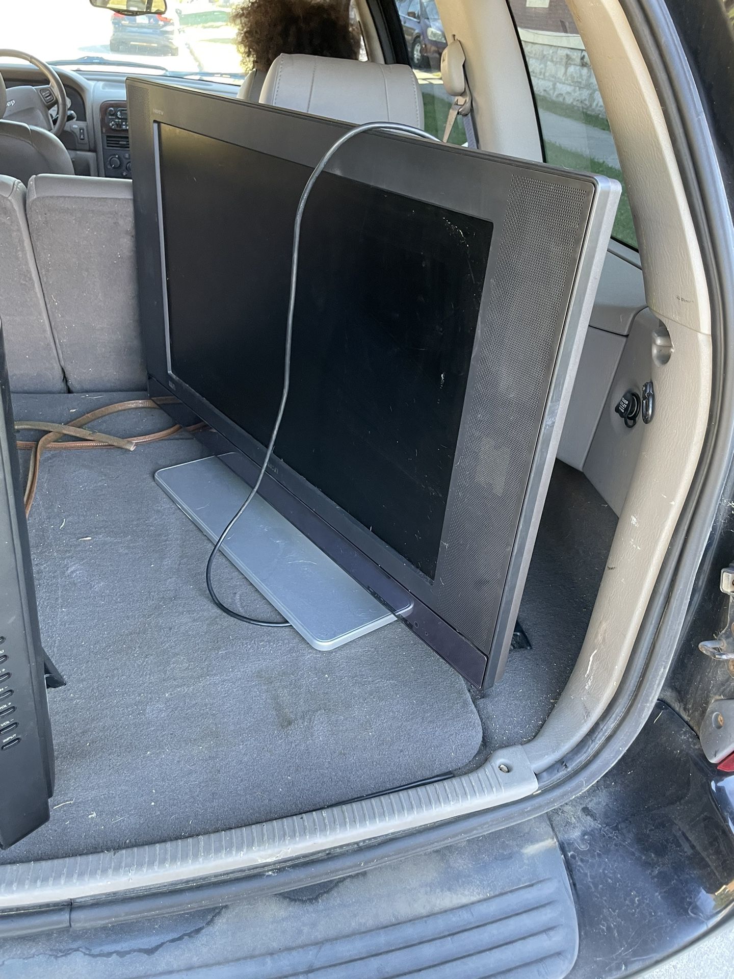 Two TVs One 40 Inch And One 36