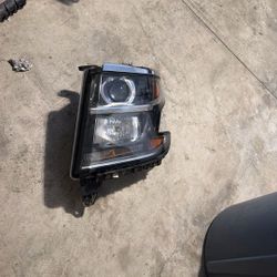 2016 Chevy Tahoe Halogen Headlight  