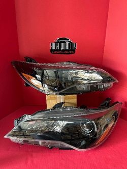 Toyota Camry 2015. 2017 headlight.