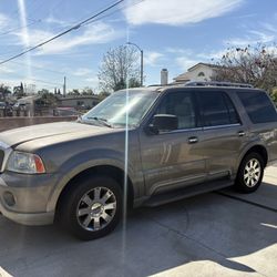 2014 Lincoln Navigator