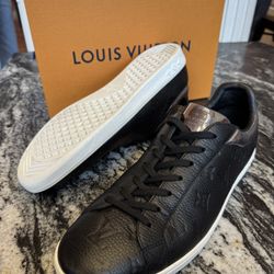 Louis Vuitton Luxembourg Sneaker Black US mens 11
