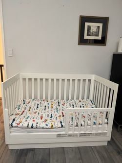 White Convertible Baby Crib with Newton Mattress