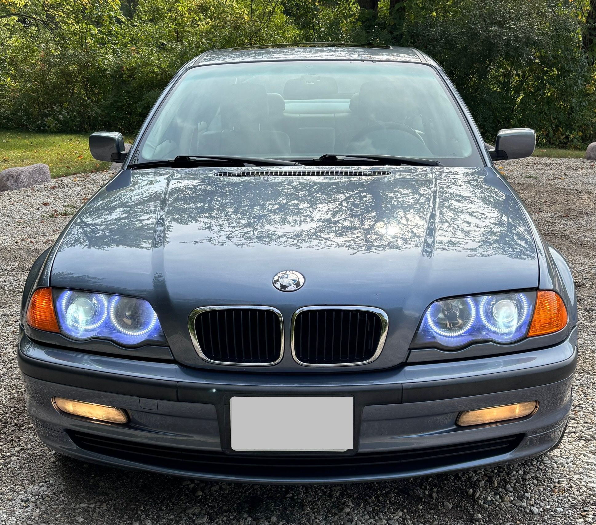 1999 BMW 323i