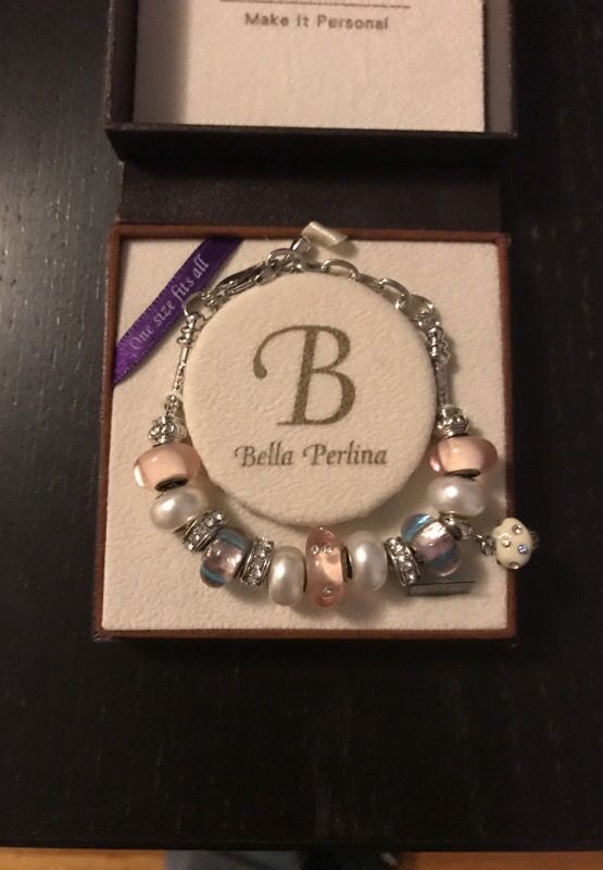 Bella Perlina Charm Bracelet - brand new