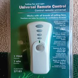Vintage Hunter 27185 Ceiling Fan and Light Universal Remote Control NEW IN PACKAGE!