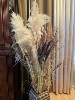 Indoor Decor Flower With Vase