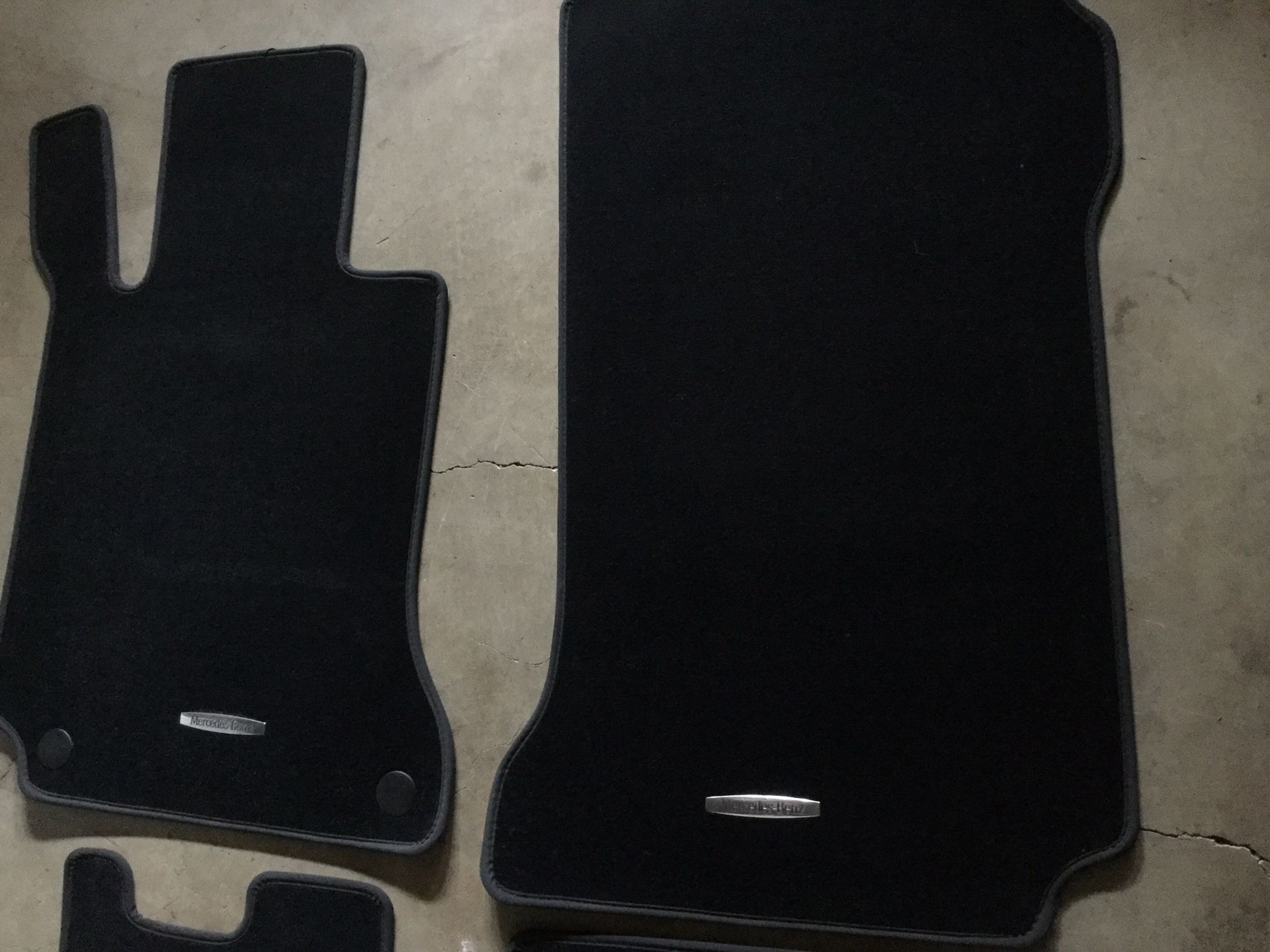 Genuine OEM Mercedes Benz E Class Carpet Floor Mats