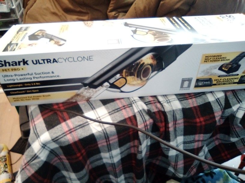 Shark Pet Pro Cyclone