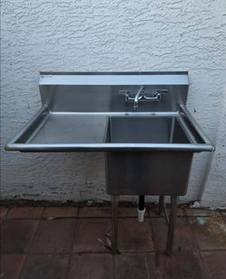 Commercial / Kitchen Sink-39"x24"