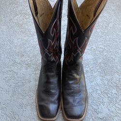 Women’s 9M Cowboy Boots Black 